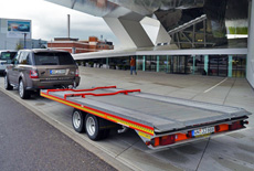 S und S Automobile Weinstadt Fahrzeugtransporte mit Anhänger